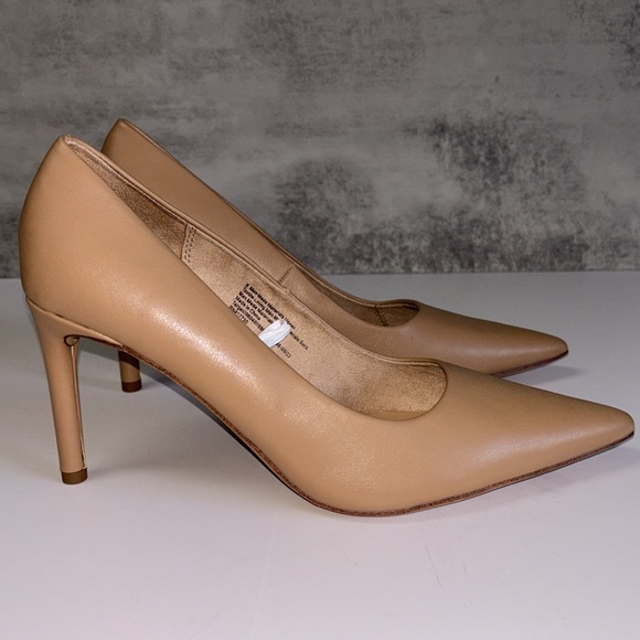 A New Day Women's Tara Pointed Tan Toe Pumps with Memory Foam Insole - Picture 6 of 8
